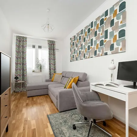Spacious In Wroclaw With A Desk For Remote Work And A Balcony By Renters * Oporow